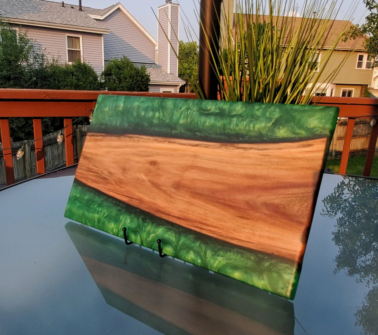 Serving board green