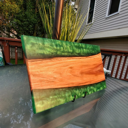 Serving board green